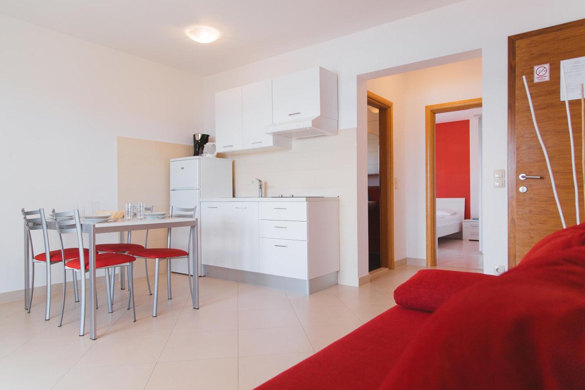Apartments Sea View Omiš Стая снимка